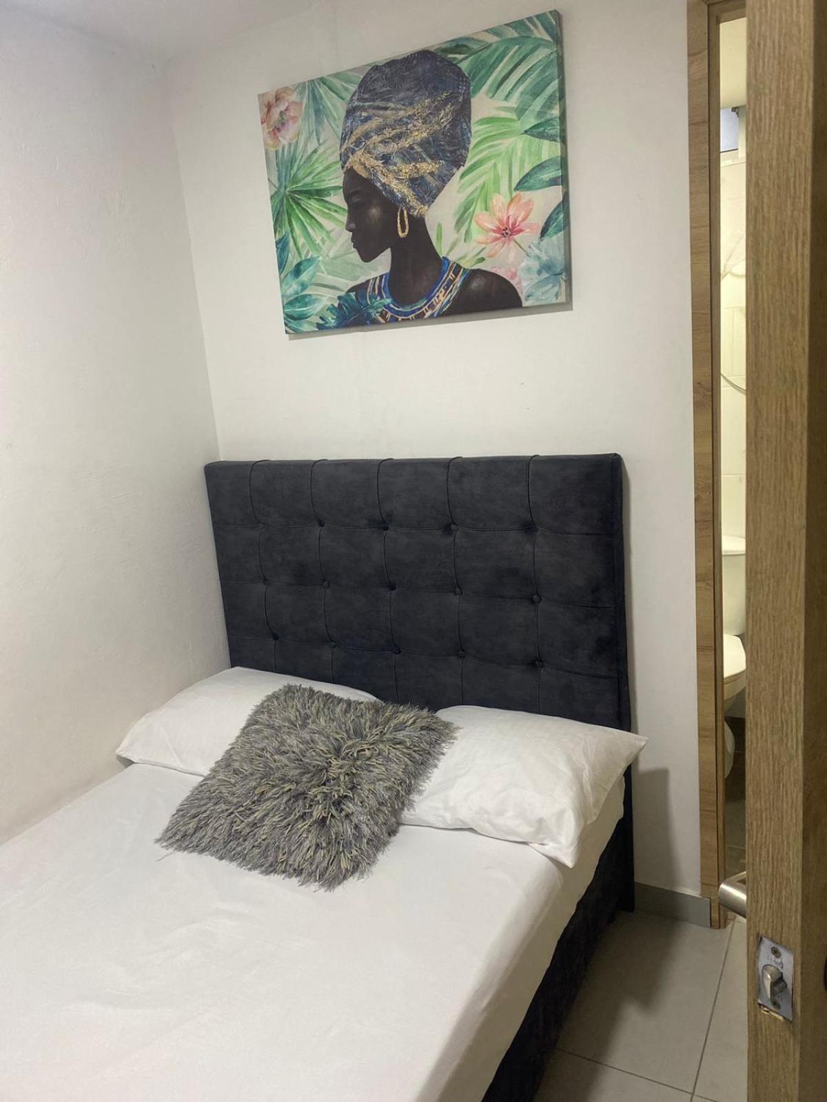 Hotel Boutique San Joaquin Plaza Медельин Экстерьер фото