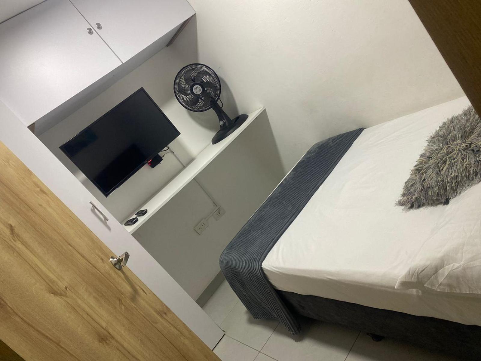 Hotel Boutique San Joaquin Plaza Медельин Экстерьер фото